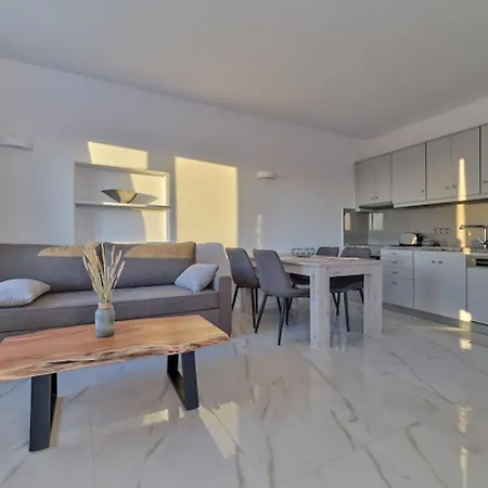 Climata House * Parikia (Paros)